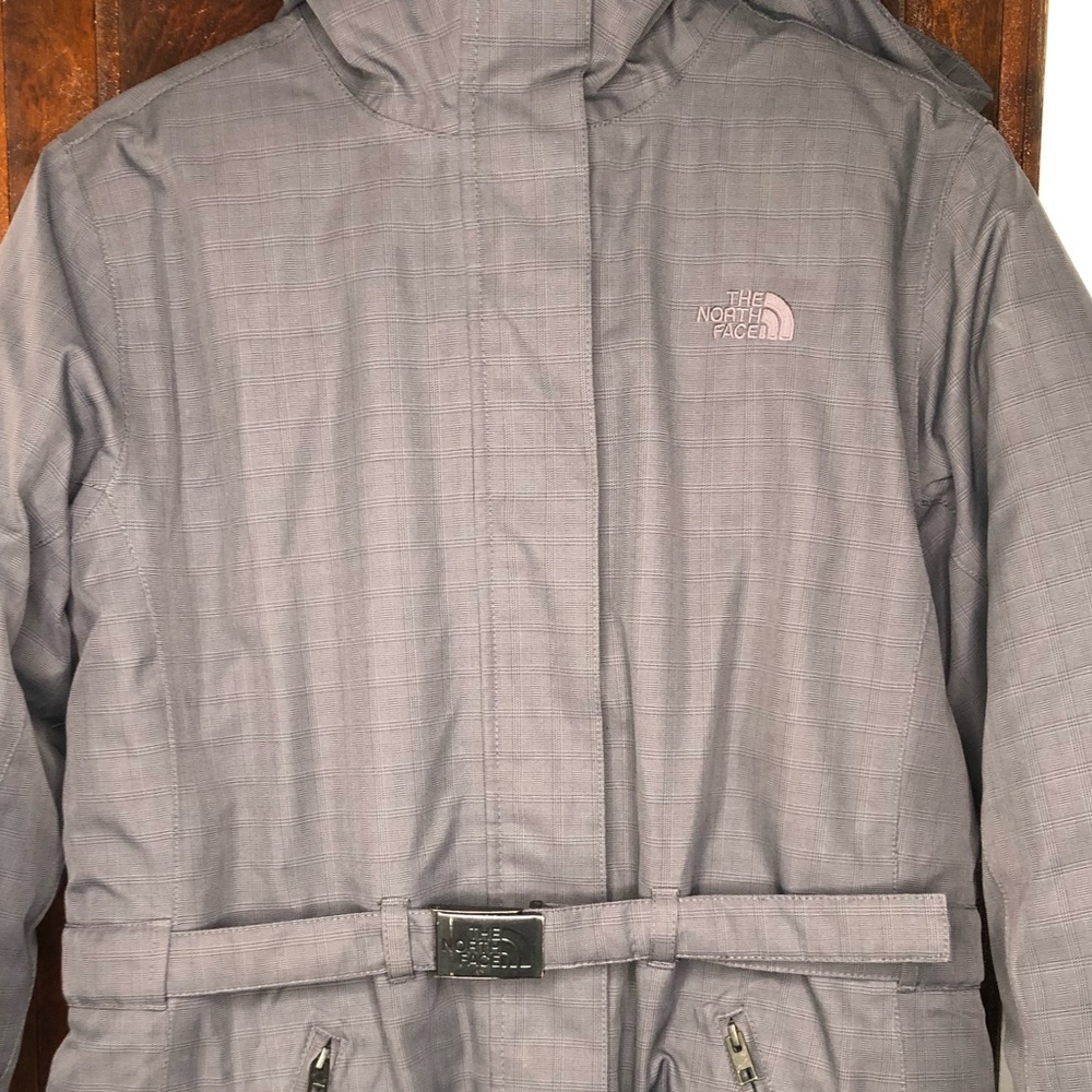 550 goose filled down, Large north face hyvent